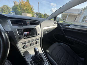 Volkswagen golf 7 (8 foto / 10)