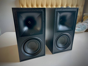 Klipsch Fives + Kanto stand (1 foto / 7)