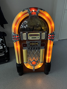 Ретро Jukebox (1 фото из 3)