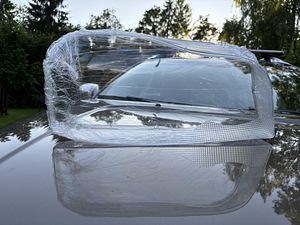 Volvo XC90 esitulede klaasid (2 foto / 4)