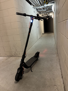Segway Ninebot F2 PRO 2024 (3 foto / 7)