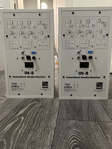 Kali Audio - IN-8 V2 (2 foto / 2)