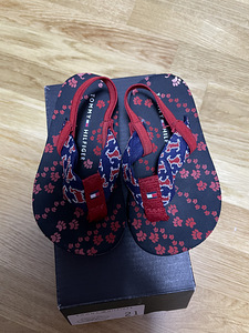 Hilfiger platud s 21 (3 фото из 3)