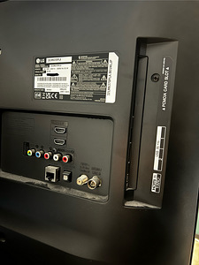 Teler LG 32 FHD Smart TV 32LM6370PLA (2 foto / 2)