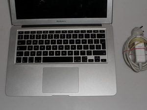 Apple Macbook Air 13 A1466 Mid 2015 (3 foto / 5)