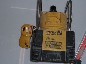 Pöördlasernivelliir Stabila LAPR 150 + vastuvõtja (3 foto / 6)