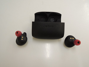 Беспроводные наушники Jabra Elite Active 65T (4 фото из 4)