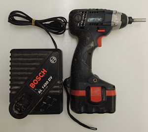 Akutrell Bosch GDR 14,4v Professional + aku 2,0Ah + laadija (2 foto / 7)
