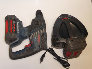 Aku-puurvasar Bosch GBH 36 V-LI Professional (6 foto / 6)