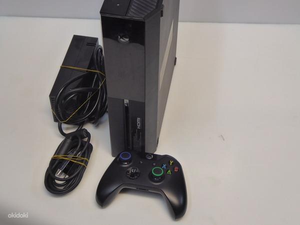 Игровая приставка Microsoft Xbox One 500GB (фото #2)