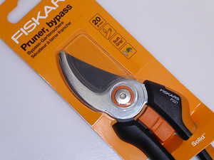 Oksakäärid Fiskars Solid M P321 (4 foto / 4)