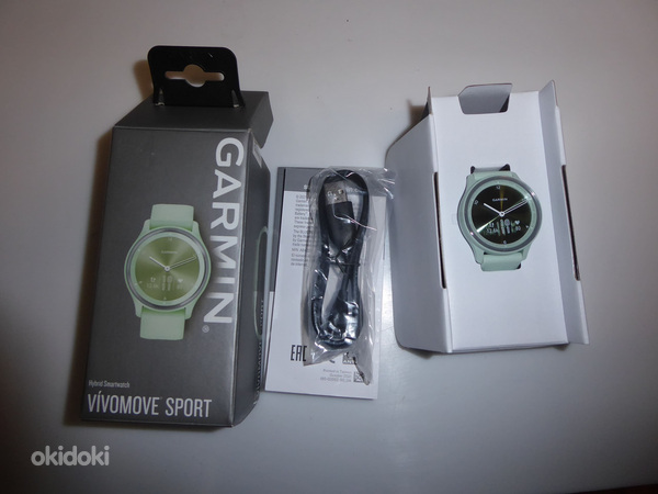Смарт-часы Garmin Vivomove Sport Новые полный комплект (фото #3)