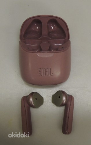 Bluetooth kõrvaklapid JBL Tune 220TWS + dok (foto #4)