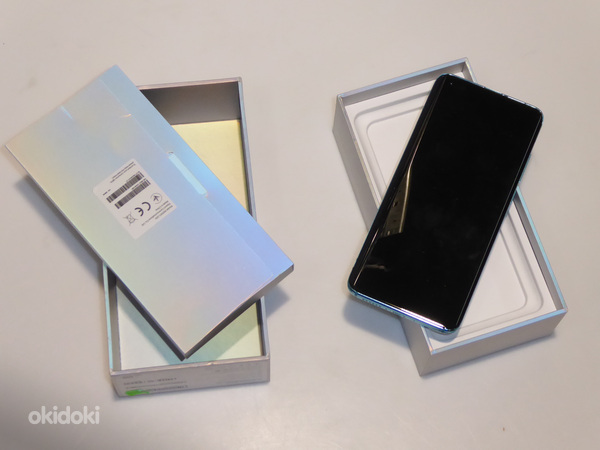 Смартфон Xiaomi Mi 10 8/256 ГБ + коробка (фото #3)