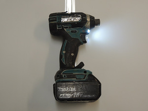 Löökakutrell Makita DTD152 + aku 4.0 Ah (4 foto / 5)