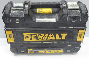 Аку-дрель Dewalt DCD790 + Аку 2AH + Зарядка + Чемодан (2 фото из 5)