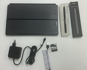 Sülearvuti Asus Vivobook Slate T3300K + Laadija + Pliats (2 foto / 10)