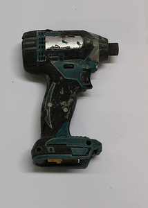 Akutrell Makita DTD 152 (ilma aku) (3 foto / 5)