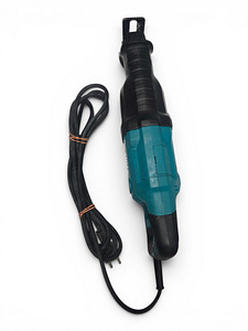 Tigersaag Makita JR3051T (4 foto / 6)