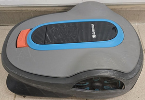 Robotniiduk Gardena Sileno Life 1250 + karp + otsikud (5 foto / 7)