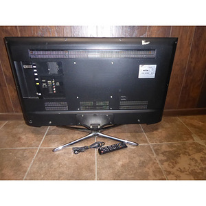 Teler Samsung UE40H6200AW + Pult + Juhe (4 foto / 5)