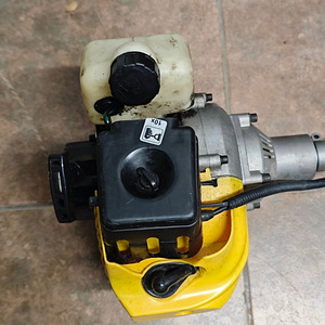 Trimmer Texas 2 Stroke 43 CC (5 foto / 5)