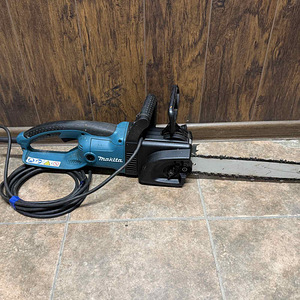 Elektrisaag Makita UC3530A (2 foto / 6)