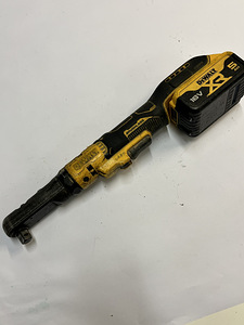 Akutrell Dewalt DCF512 + 5ah (7 foto / 8)