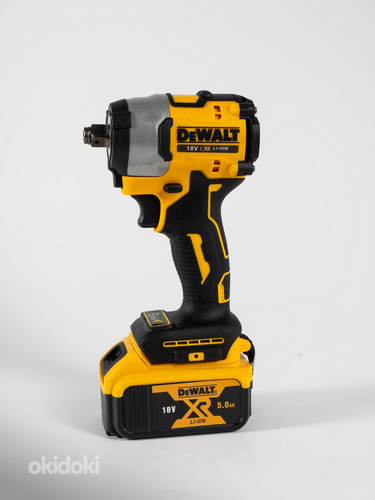 Аккумуляторный гайковерт DEWALT DCF922NT + 5ah