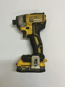 Löökkruvikeeraja DeWalt DCF887 (5 foto / 5)