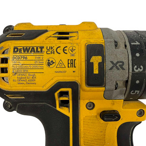 Akutrell Dewalt DCD796 + Aku 4.0Ah + Laadija (6 foto / 6)