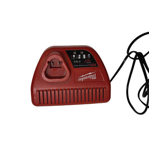 Laadija Milwaukee C12 C (2 foto / 5)