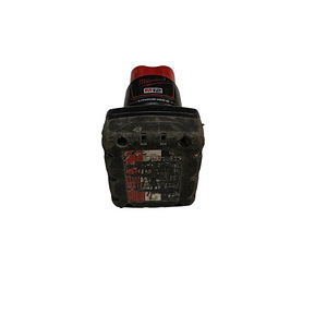 Аккумулятор Milwaukee 4,0Ah 12в (5 фото из 5)