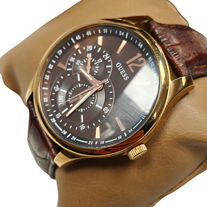 Käekellad Guess W95086G1 + Karp (2 foto / 5)