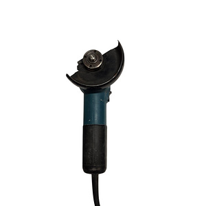 Relakas Makita 9558HN (2 foto / 5)