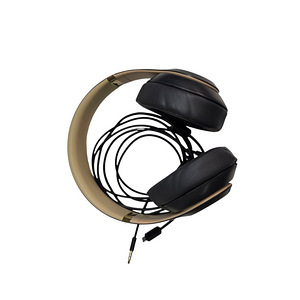 Bluetooth kõrvaklapid Beats Studio 3 + kaablid + kohver (4 foto / 5)