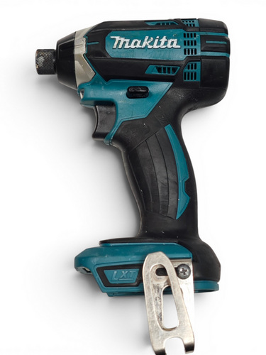 Akutrell Makita DTD152 ilma akuta