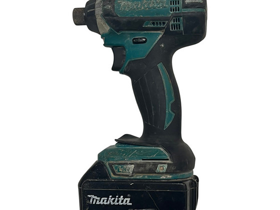 Akutrell Makita DTD152 + aku 4,0Ah