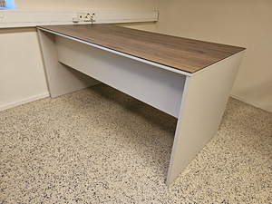 Как новые - столы ANCONA 4225 kašmiir/pähkel и стулья