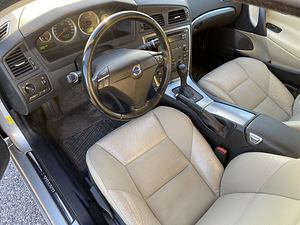 Volvo v70 d5 (11 фото из 14)