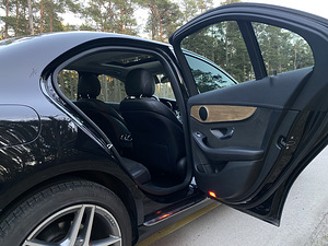 Mercedes benz c200d (8 foto / 12)