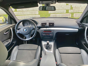 BMW e82 118d M pakett (9 foto / 14)