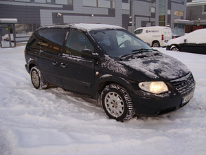 Chrysler Voyager (3 фото из 9)