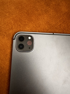 iPad Pro M1 11” 128GB Wi-Fi + 5G (4 foto / 4)