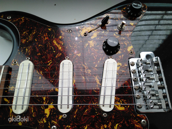 Fernandes ARS-400 BL гитара типа Stratocaster (фото #4)