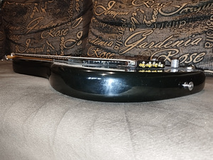 Samick “Spaghetti” logo Medium Scale Precision Bass (4 foto / 9)