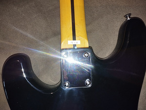 Samick “Spaghetti” logo Medium Scale Precision Bass (8 foto / 9)