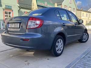 Suzuki sx4 (3 фото из 10)