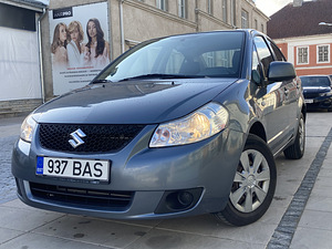 Suzuki sx4 (4 фото из 10)