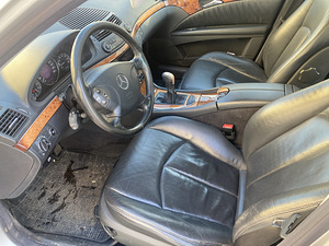Mercedes-Benz E 200 KOMPRESSOR (7 foto / 8)